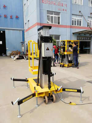 Manual Pull Moved Mast Self Propelled Elevating Work Platforms 8M Height 100KG