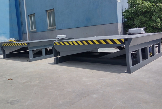 Explosion Proof Valves Protected Warehouse Dock Grey Electric Dock Levelers For Wholesale